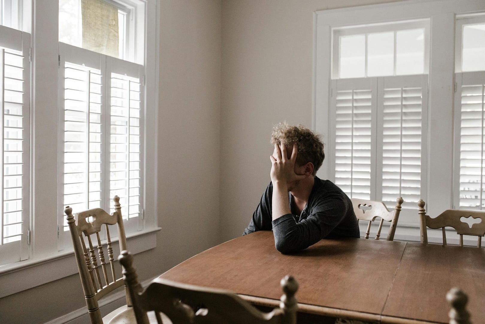 Comment faire face à l’anxiété liée à l’actualité et préserver votre santé mentale ?
